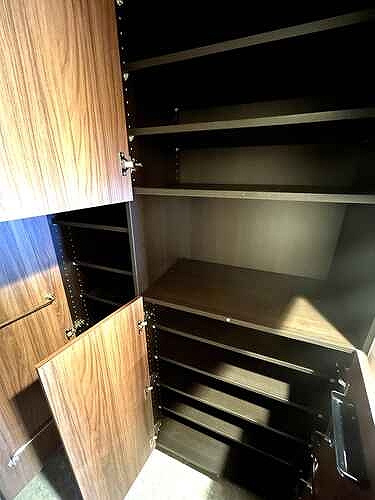 ＡＳＵＫＡＹＡＭＡ　ＲＥＳＩＤＥＮＣＥの玄関|シューズボックス