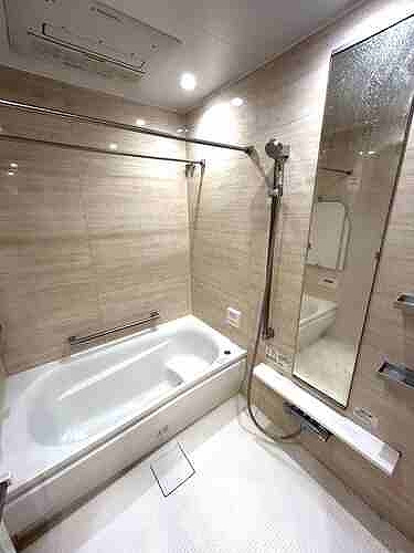 ＡＳＵＫＡＹＡＭＡ　ＲＥＳＩＤＥＮＣＥの浴室|バス