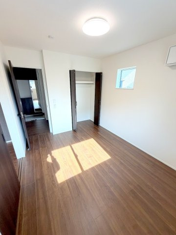 あきる野市小川東1丁目全1棟　新築戸建の洋室