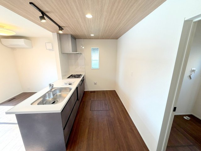 あきる野市小川東1丁目全1棟　新築戸建のキッチン