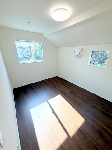 あきる野市小川東1丁目全1棟　新築戸建の洋室