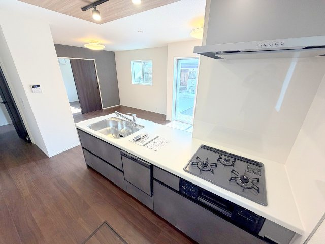 あきる野市小川東1丁目全1棟　新築戸建のキッチン