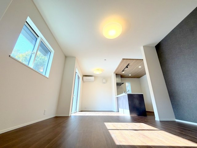 あきる野市小川東1丁目全1棟　新築戸建の居間・リビング