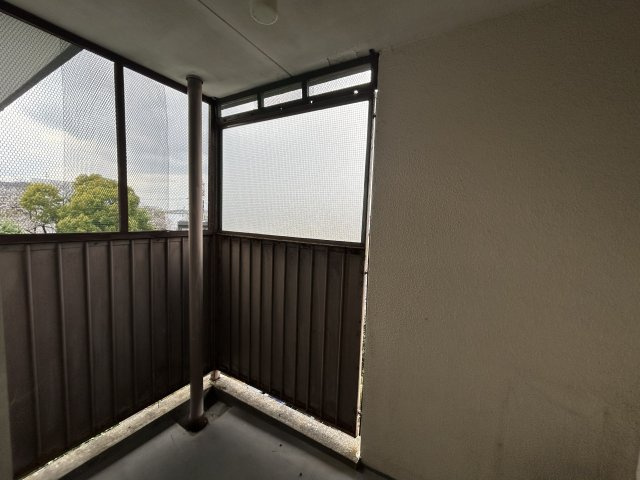 川崎市宮前区けやき平の賃貸マンションの洗面所