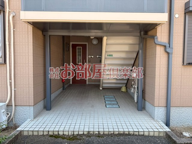 ソフィア小森野B棟のエントランス|建物の内部です