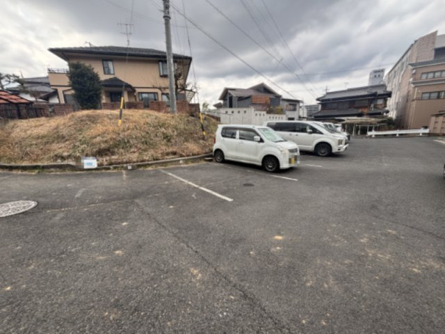 花戸町駐車場