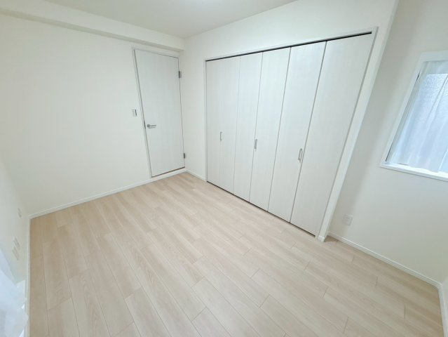 ロイヤル芦屋川の居間・リビング