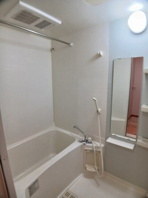 【浴室】 | シンシア