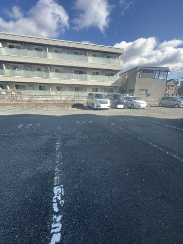 エクシード３６の駐車場