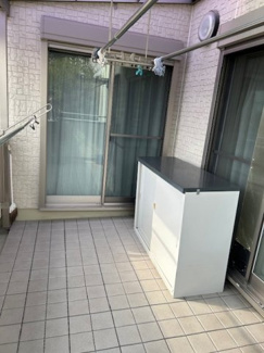 【バルコニー】 | 摂津市桜町2丁目　一戸建て