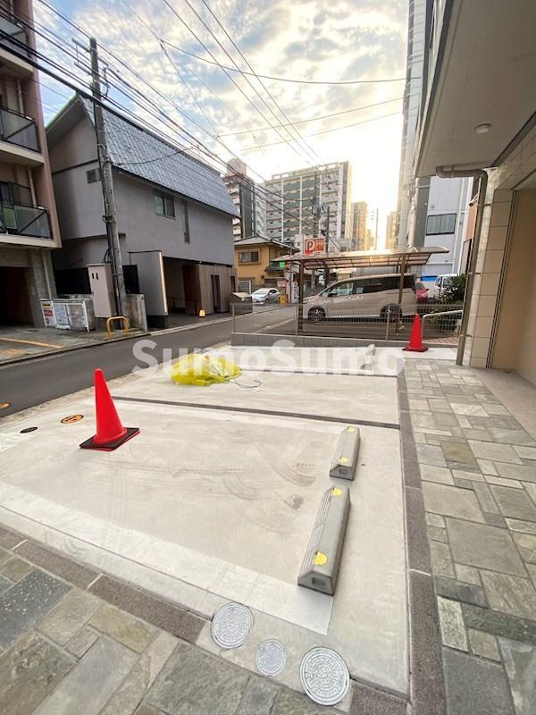 HILLS天神の駐車場