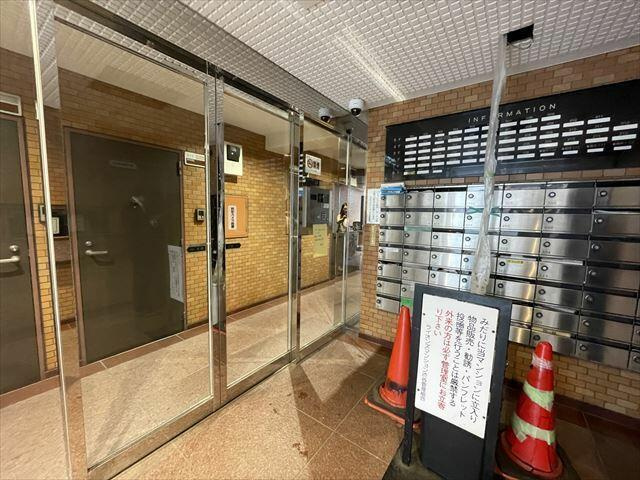 ライオンズマンション渋谷のエントランス
