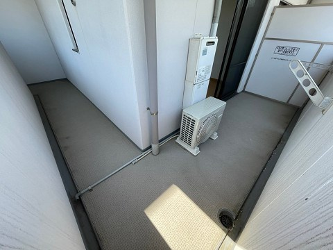 西宮北口プライマリーワンのバルコニー