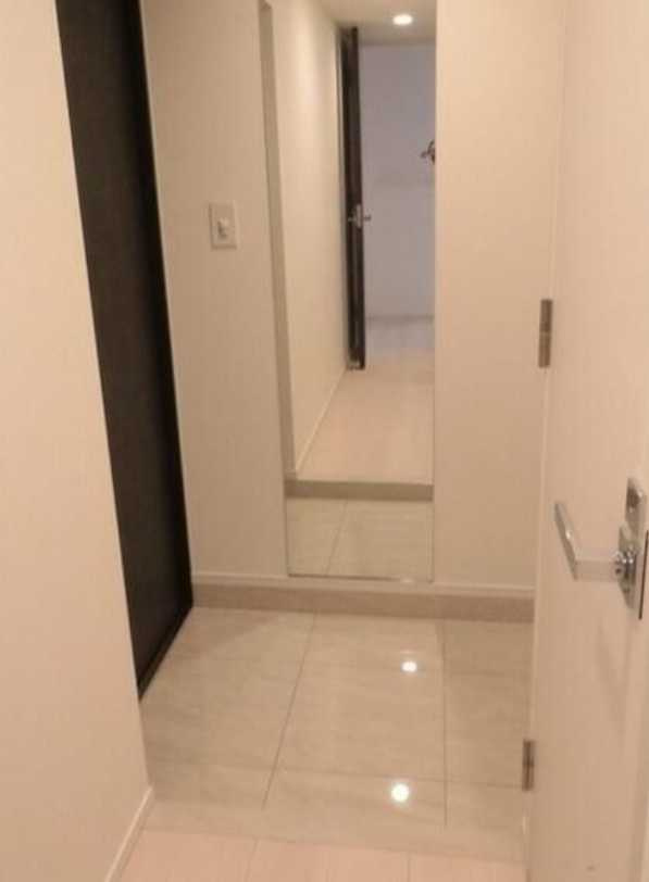 プライムアーバン目黒東山　駅近　礼金０　南東角部屋の玄関