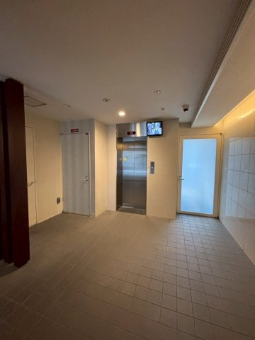 ALIVIO新町のロビー|落ち着いたロビーです