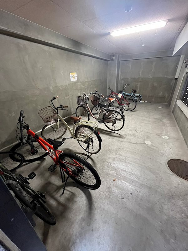 オープンセサミ元町通の外観