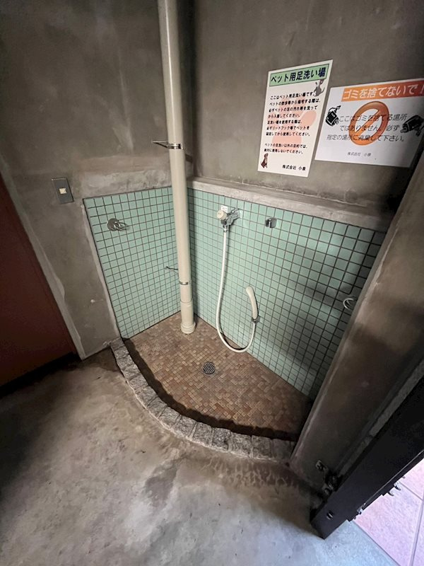 オープンセサミ元町通の外観