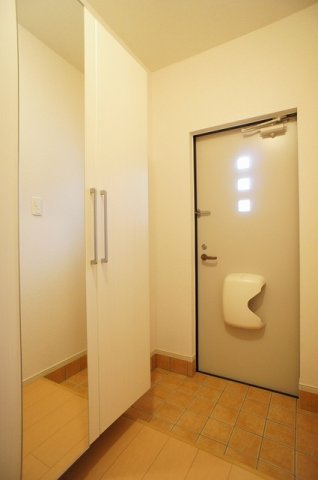 アンシャンテⅡの玄関