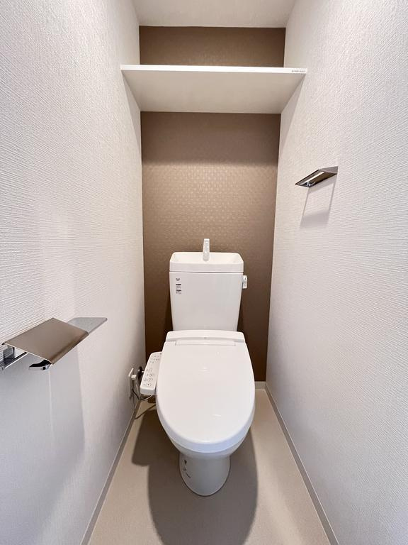 大阪市城東区今福南１丁目の賃貸マンションのトイレ