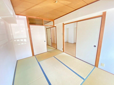 【和室】 | パークサイド柴原 | ※同タイプの写真となり、実際のお部屋とは異なる場合があります