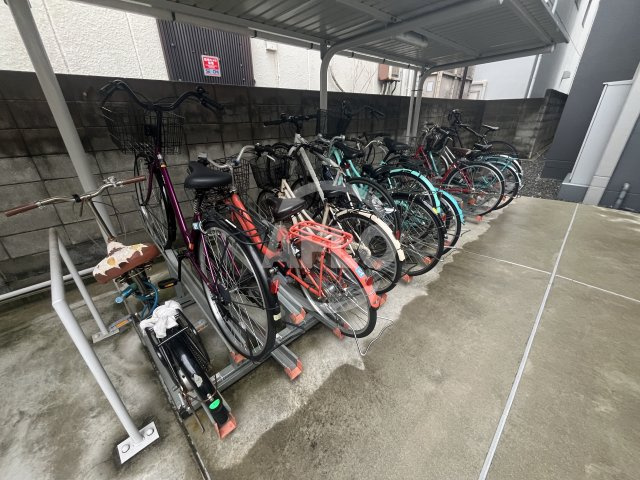 ストームのその他|ストーム　駐輪場