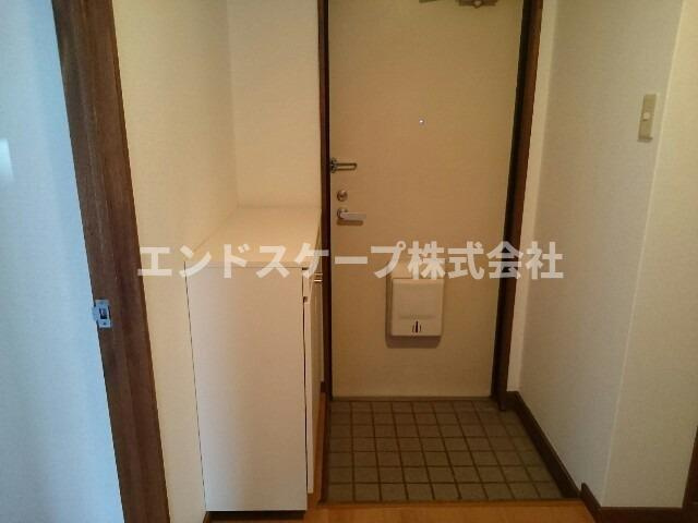 フラワープレイスの玄関|高崎、前橋のお部屋探しはエンドスケープまで！お客様の理想お聞かせ下さい♪