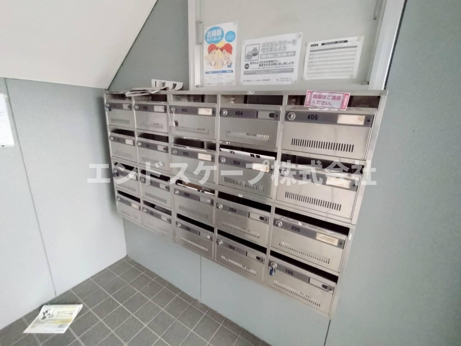 フラワープレイスのロビー|高崎、前橋のお部屋探しはエンドスケープまで！お客様の理想お聞かせ下さい♪