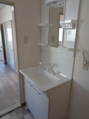 【独立洗面台】 | エリーゼ松陽前