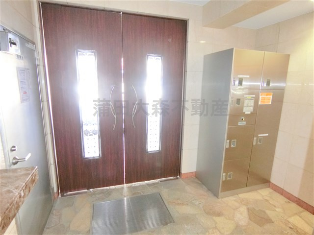 ヴェルステージ蒲田のエントランス