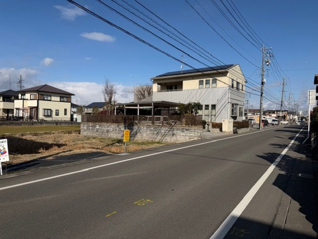 土地　牛牧の前面道路含む現地写真