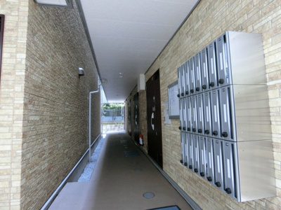 【エントランス】 | リブリ・Eminence小向