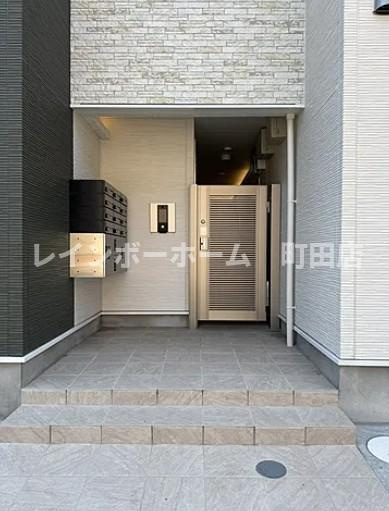 フルセイル高座渋谷２※初期費用分割あと払いサービス利用可能物件のエントランス