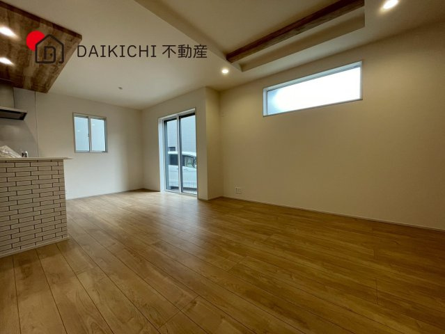 【居間・リビング】 | 久喜市本町2丁目2期　新築戸建　全3棟　1号棟