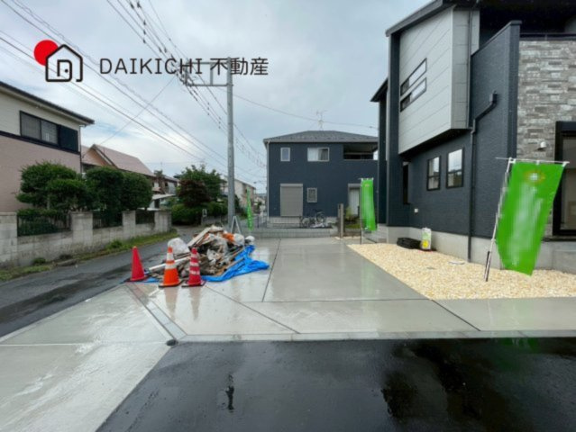 【前面道路含む現地写真】 | 久喜市本町2丁目2期　新築戸建　全3棟　1号棟