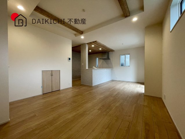 【居間・リビング】 | 久喜市本町2丁目2期　新築戸建　全3棟　1号棟