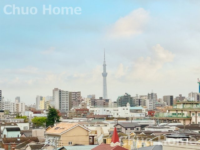 メイツ町屋のエントランス|【エントランス】マンションのエントランスは、その物件の印象を決める、顔とも言える場所です。毎日通る場所ですからきれいなのが一番です。