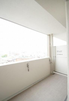 【バルコニー】 | ラフィーネ井尻