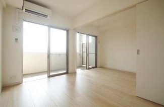 【居間・リビング】 | ラフィーネ井尻