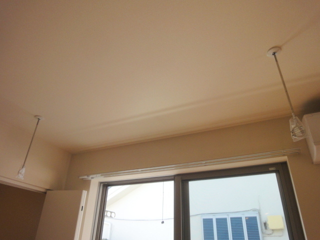 ハイバリー武蔵野の内装|★雨でも洗濯物を室内干しできる室内物干しフック付き♪