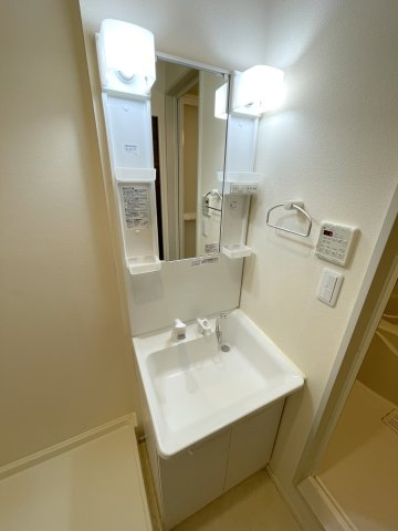 ハイバリー武蔵野の洗面所