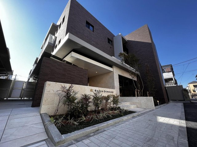 ルポ　ドゥマール