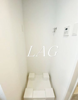 【設備】 | ＭＡＸＩＶ東京ＨＮ | 室内洗濯機置き場です。