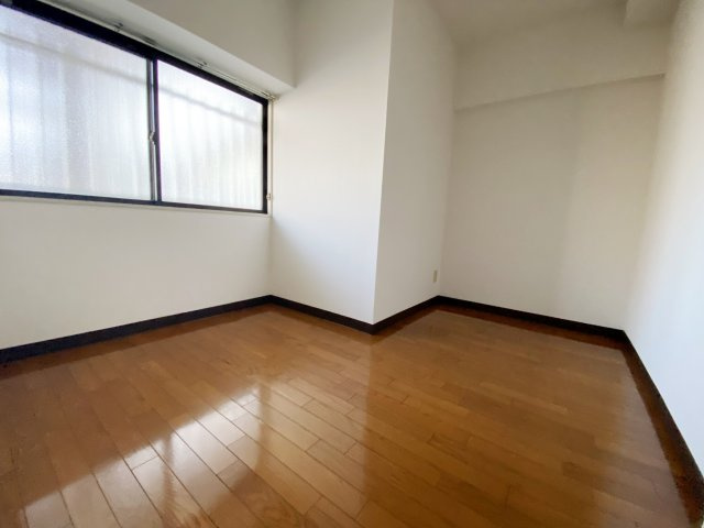 クレスト南浦和弐番館の洋室|別号室の参考写真です。