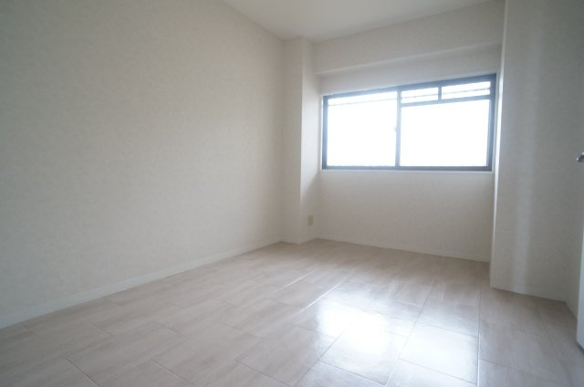 ソセイ末広の寝室