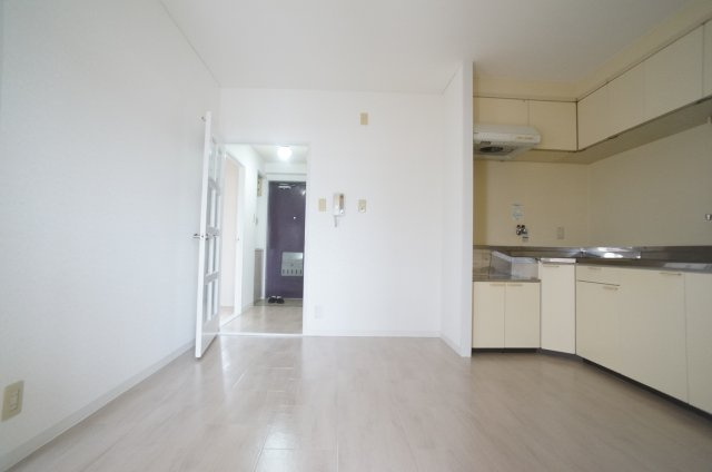 ソセイ末広の居間・リビング