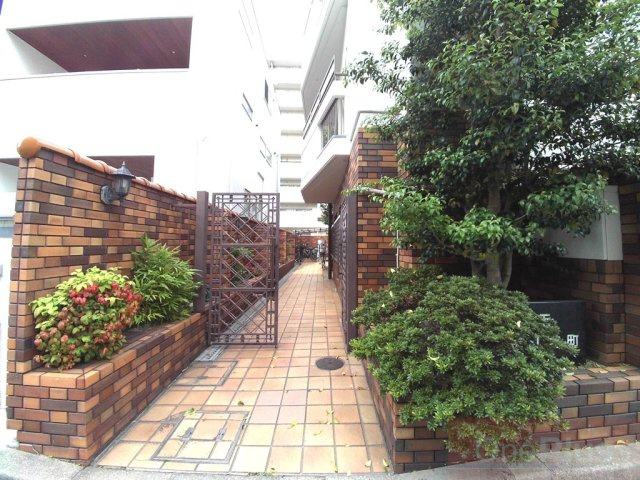 コスモ深江北町の庭|お庭の付いた物件です