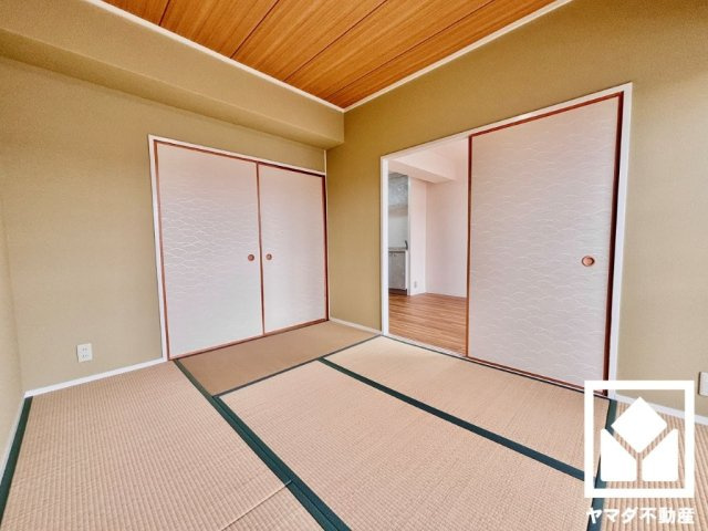 伏見日光ハイツ2号棟の和室