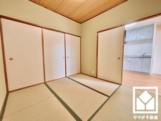 伏見日光ハイツ2号棟の和室