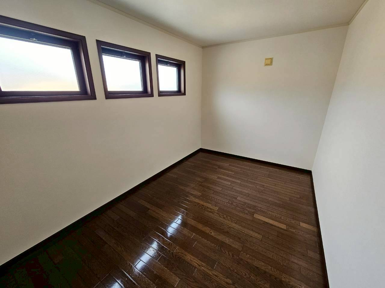 木津山町貸家の居間・リビング