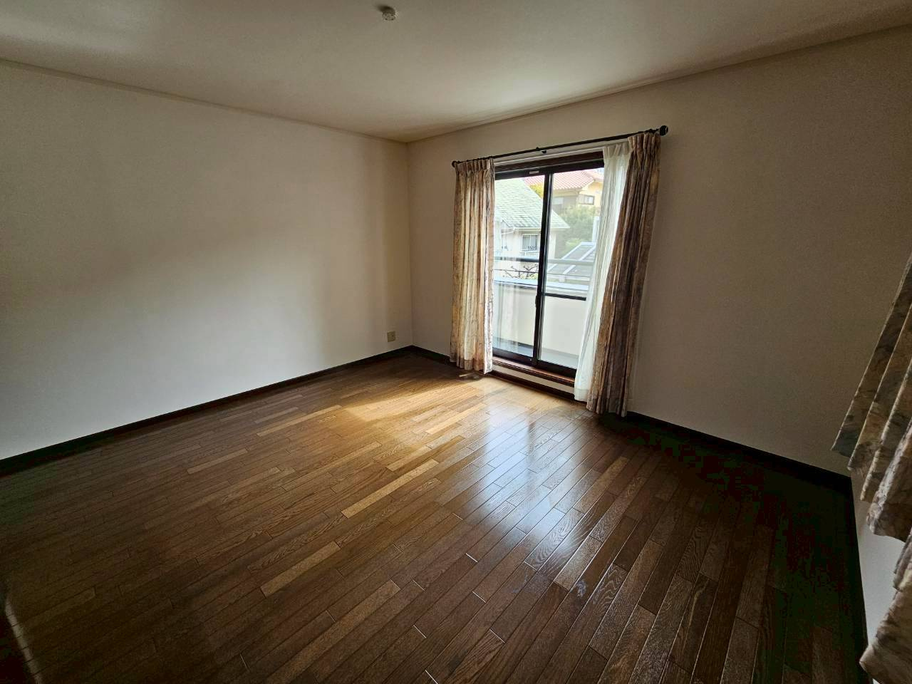 木津山町貸家の居間・リビング